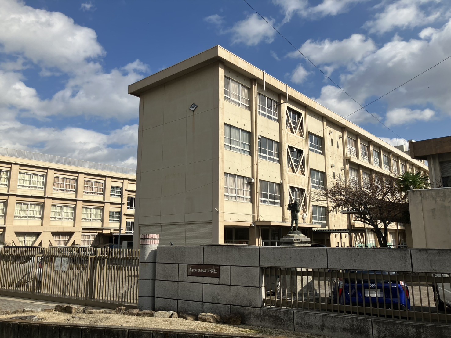 高松市立鶴尾小学校